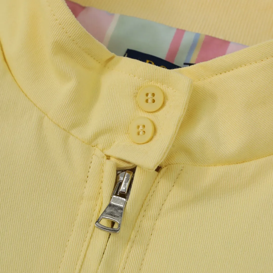 P290 #R16 Ralph Lauren/Ralph Lauren vintage Harrington zipper jacket with American contrasting plaid lining, recommended by many fashion bloggers. The Harrington jacket's lapel zipper windproof design perfectly blends casual style and street trend elements. The collision of multiple high-saturation colors instantly ignites visual enthusiasm and easily becomes the focus of the street. The loose fit is not flattering on your figure, perfectly accommodating all body shapes, and full of versatile attributes.  Color: Chicken Yellow Size: S/M/L/XL Length: 57/58.5/60/61.5 Bust: 122/126/130/134 Sleeve Length: 64/65.5/67/68.5